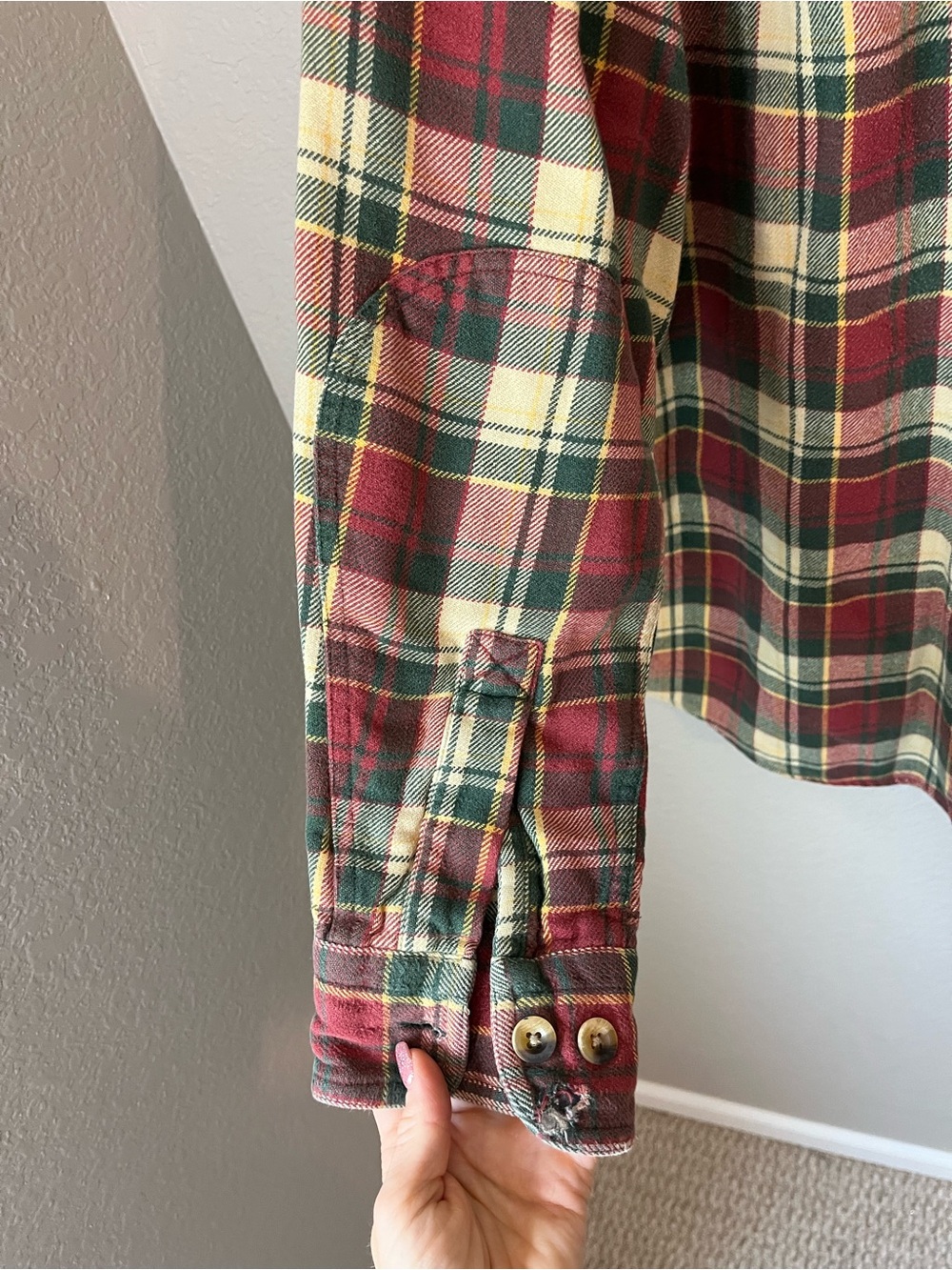 Woolrich 6265 Men’s L Red Green Plaid Flannel Shirt 100% Cotton Outdoor Hiking - Picture 8 of 10